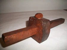 Antique Woodworking Marking Gauge--Wood Threads 0n Thumbscrew