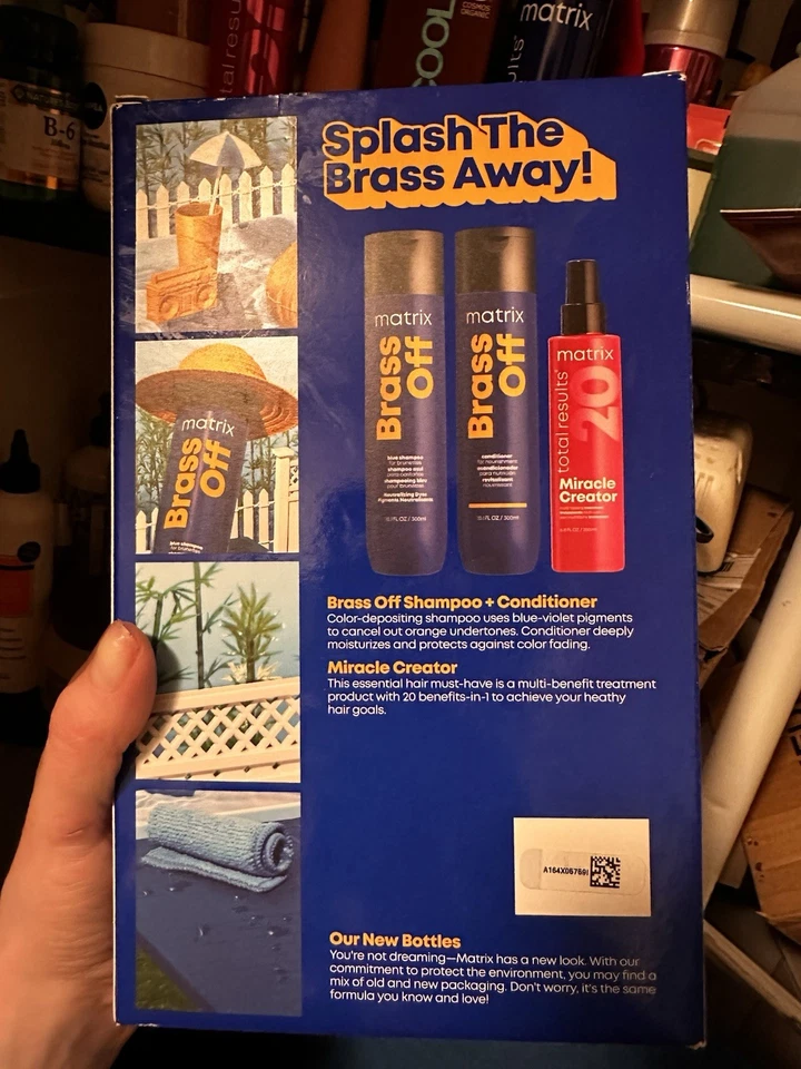Matrix Total Results - Conjunto DUO de xampu e condicionador BRASS OFF (33,8 oz cada) - Imagem 2 de 3