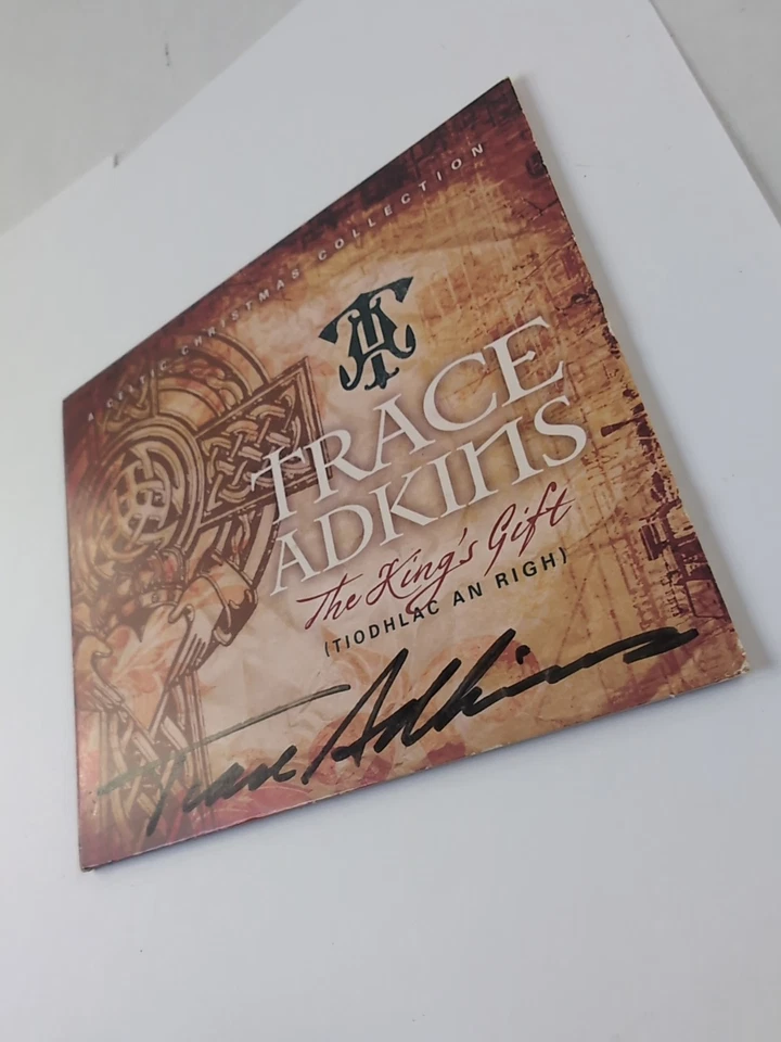Rare Celtic Christmas CD: Autographed Signed Trace Adkins CD: The Kings Gift Foto 4 de 4