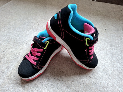 Heelys Pop Mädchen Jungen Kinder Rollschuhe Schuhe mit Rollen Skate Größe 34
