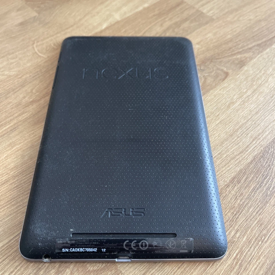 ASUS Google Nexus 7 (1st Gen) 16gb Tablet WiFi  - Image 2 of 4