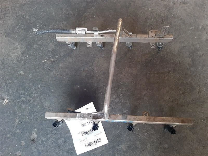 Piezas de inyección de combustible inyector de combustible 4,8 L 10-17 Chevrolet Express 2500 12613411 Foto 2 de 4