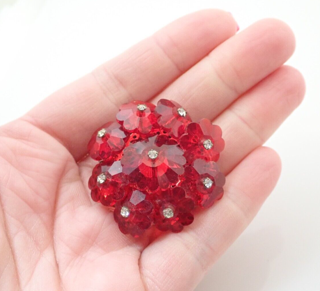 Vintage Red Scalloped Flower Rivoli Rhinestone Brooch Pin | eBay Vintage Ravoli Red Rhinestone Brooch.  3.5” main image 0