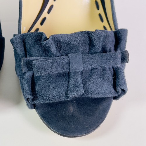 Enzo Size 8 M Angiolini Eamielee Peep Toe Ruffle Bow Blue Suede Leather Heels - Picture 11 of 15