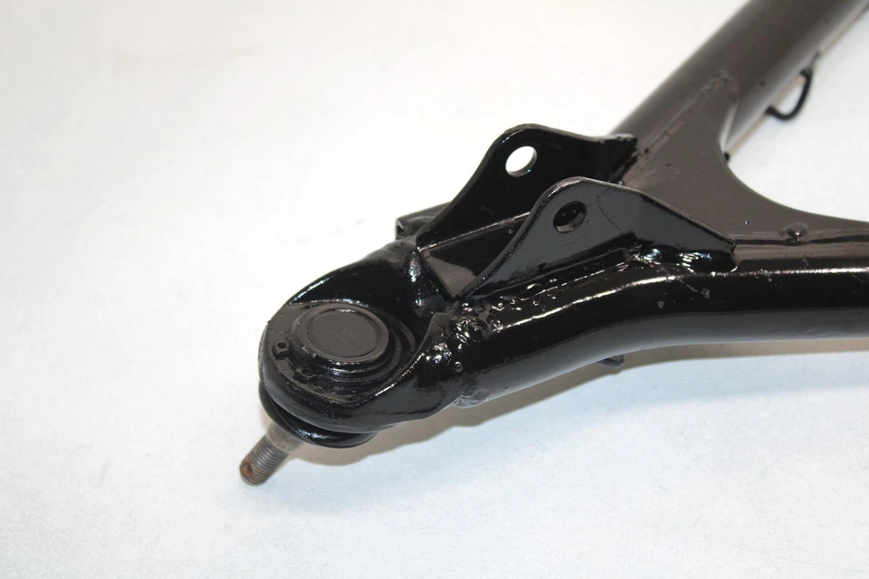 Brazo A superior delantero derecho Kawasaki Bayou 400 96 4x4 OEM 39007-1210 AK11 Foto 2 de 4