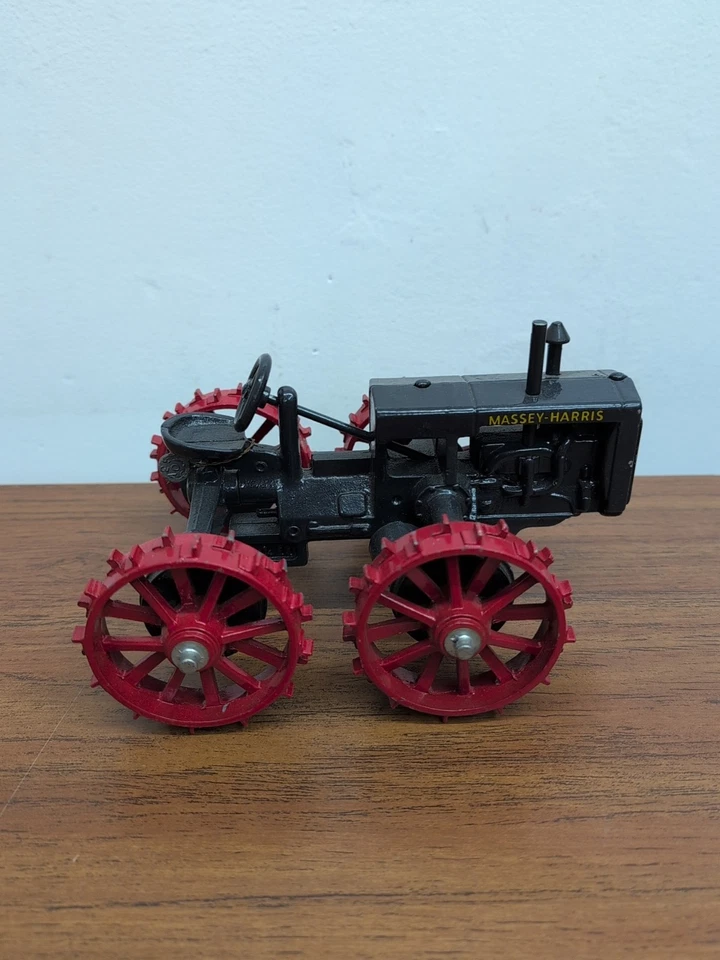 Scale Models Massey Harris 1/16 4WD GP NO II tractor - Image 3 of 4