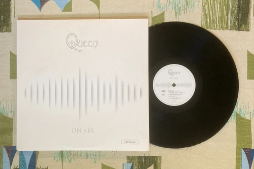 Queen 3 LP On Air Complete BBC Sessions 1973-1977 M-/M-