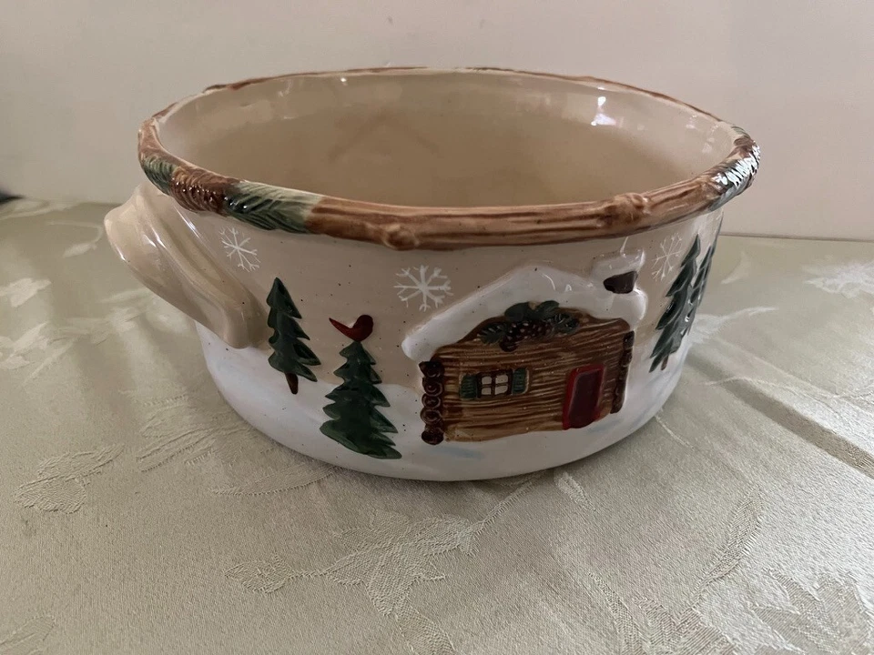 St. Nicholas Square Heartland Collection Round Serving Christmas Bowl Handled - Image 3 of 4