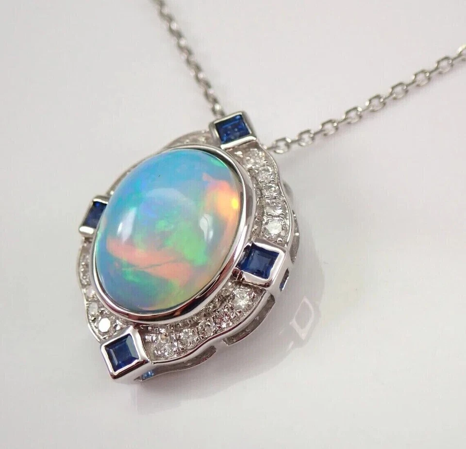 Collar colgante de ópalo de fuego simulado de corte ovalado de 2 quilates para mujer enchapado en oro blanco de 14 k Foto 2 de 3
