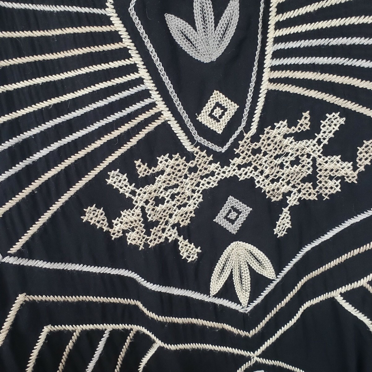 MONORENO Embroidered & Embellished Dress Women's Small Black Rayon | eBay MONORENO Embroidered & Embellished Dress Women's Small Black Rayon | eBay