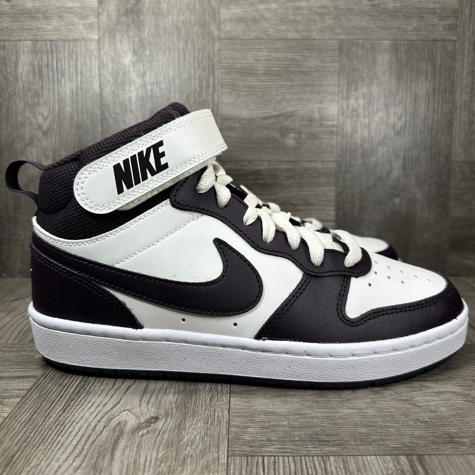 Nike Court Borough Mid 2 Kids 4.5Y White Black Leather Basketball NEW CD7782-126