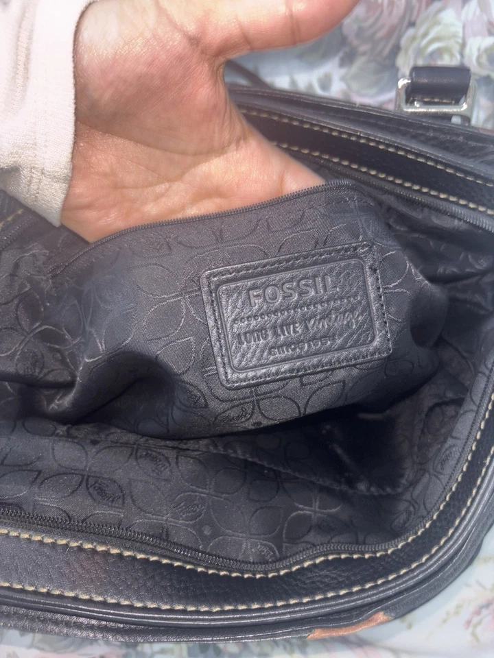 Fossil Handbag Vintage Y2k 2000s Suede and Leather Shoulder Bag Boho Hobo - Imagem 3 de 4