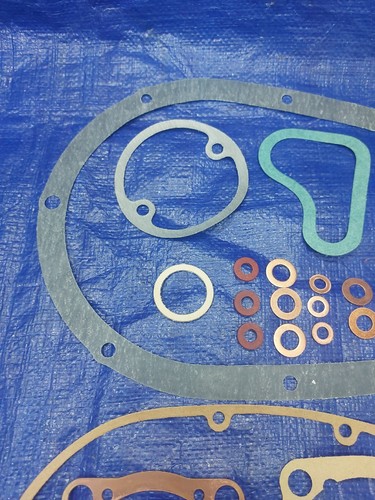 Triumph Bantam and Super Cub T20B Top End and Bottom End Engine Gasket Set - Picture 5 of 6