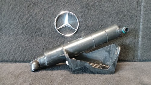 Y28-415 * Mercedes-Benz W164 ML Wischwasserdüse Scheinwerfer Rechts Original