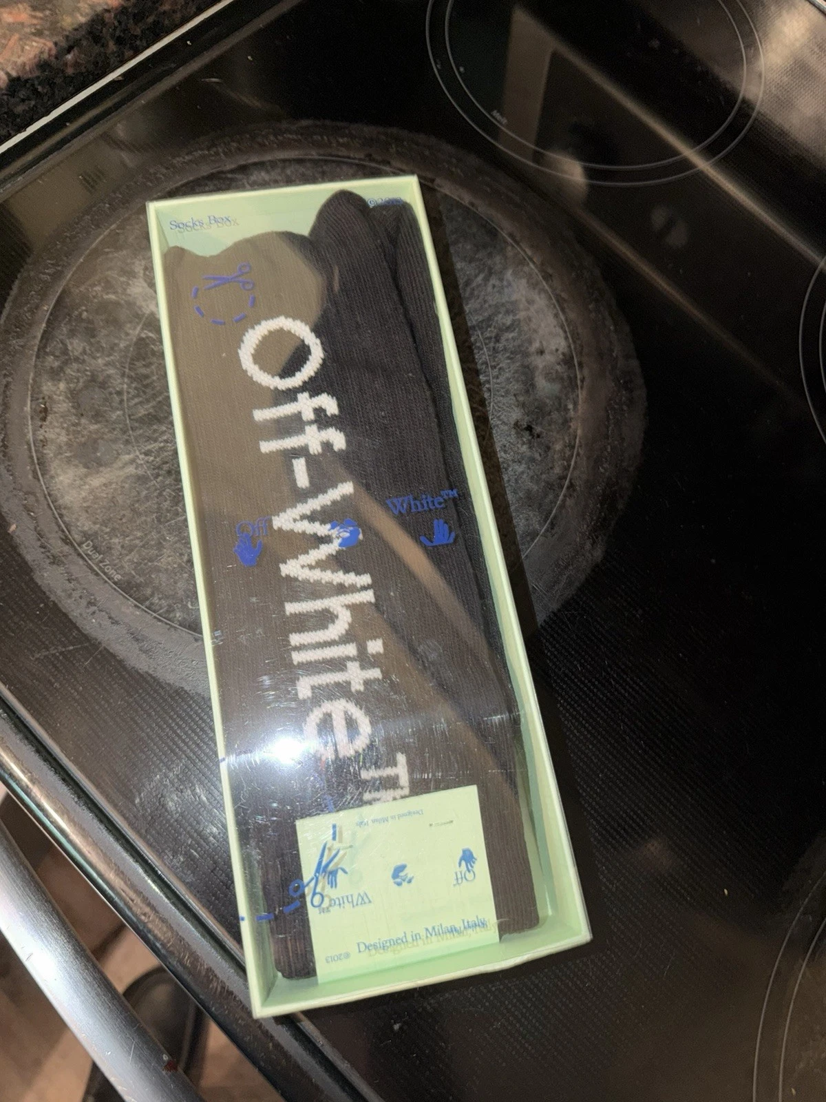 OFF-WHITE Quote Socks “Socks” Black White Off White One Size New with Tags