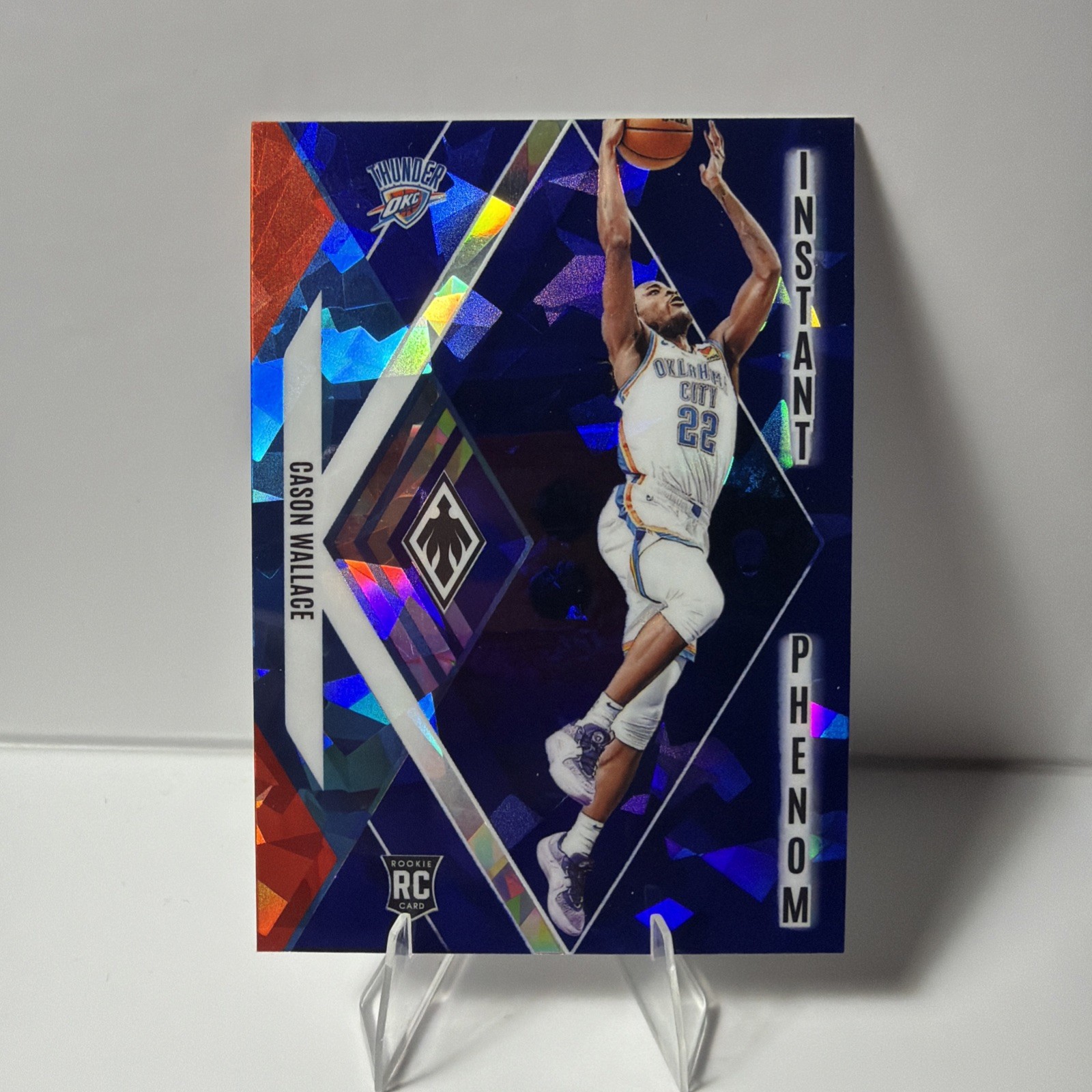 2023-24 Panini Phoenix - Instant Phenom Cason Wallace #7 Blue Ice (RC)