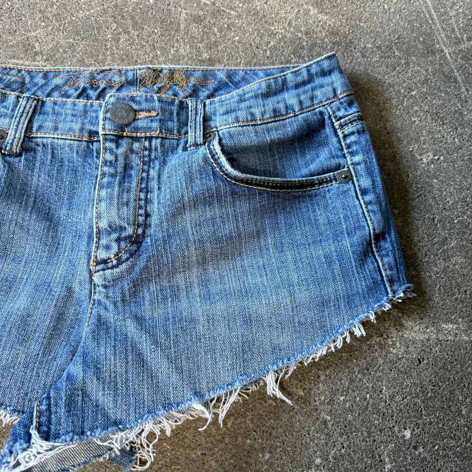 Vintage Tommy Hilfiger Cut Off Denim Jean Shorts Womens 6 Blue Faded Y2K 2" - Image 3 of 4