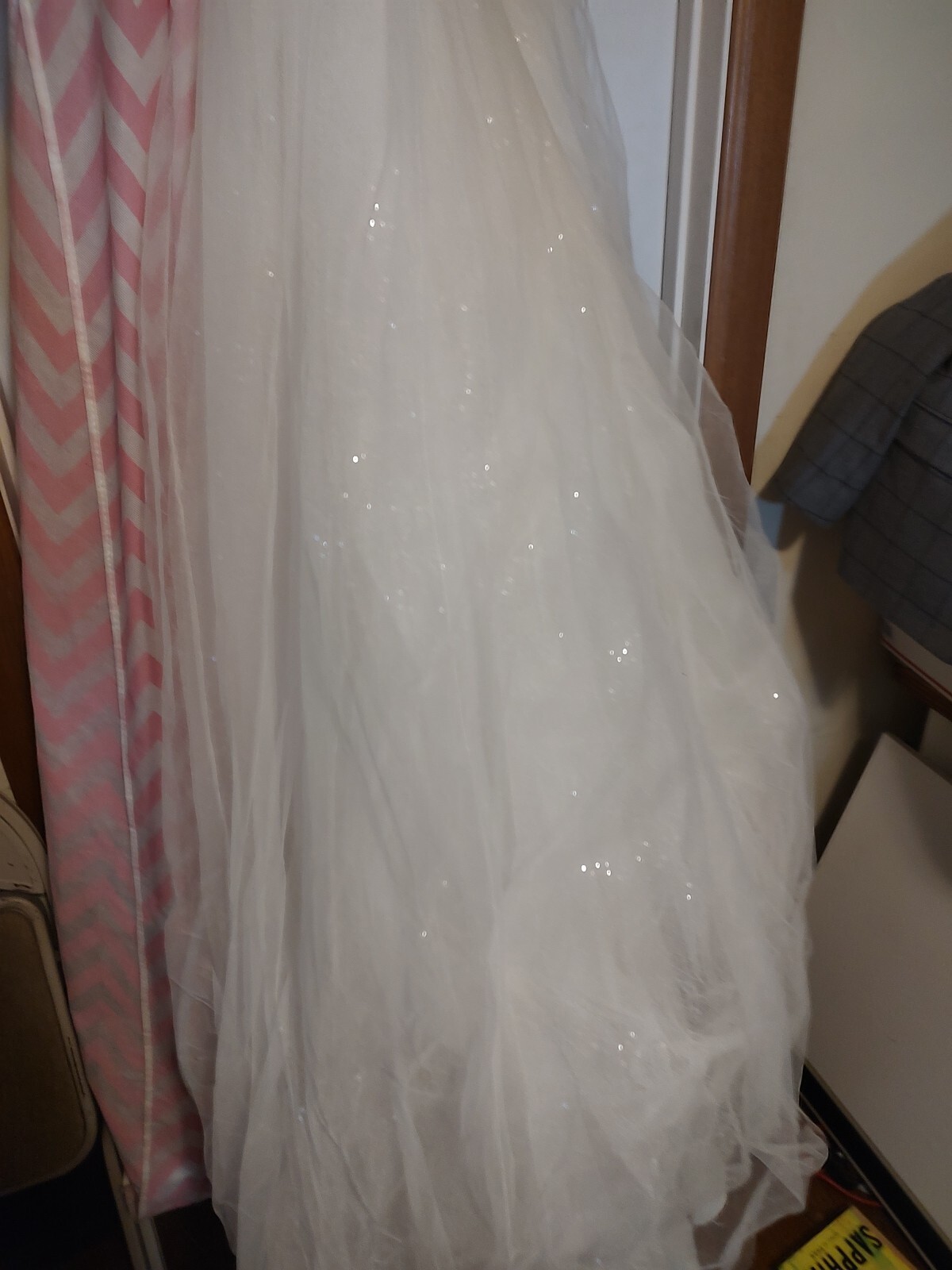 Picture 3 of 10