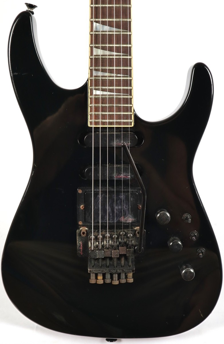 1986 Charvel Model 6 Black Electric Guitar w/ Gig Bag HSS 1986 Charvel Model 6 Black Electric Guitar w/ Gig Bag HSS