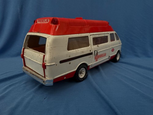 1976-77 TONKA Ambulance Emergency Van w/People - Vintage Pressed Steel Toy Truck - Picture 14 of 24
