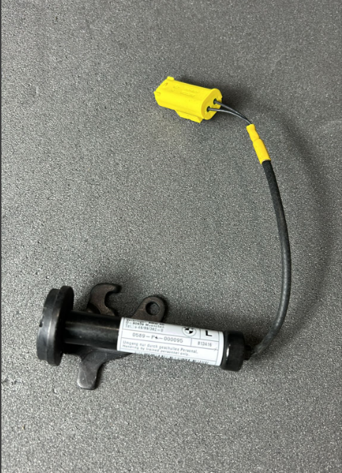 BMW F22 F23 2 Series N/s Passenger Side Bonnet Actuator 