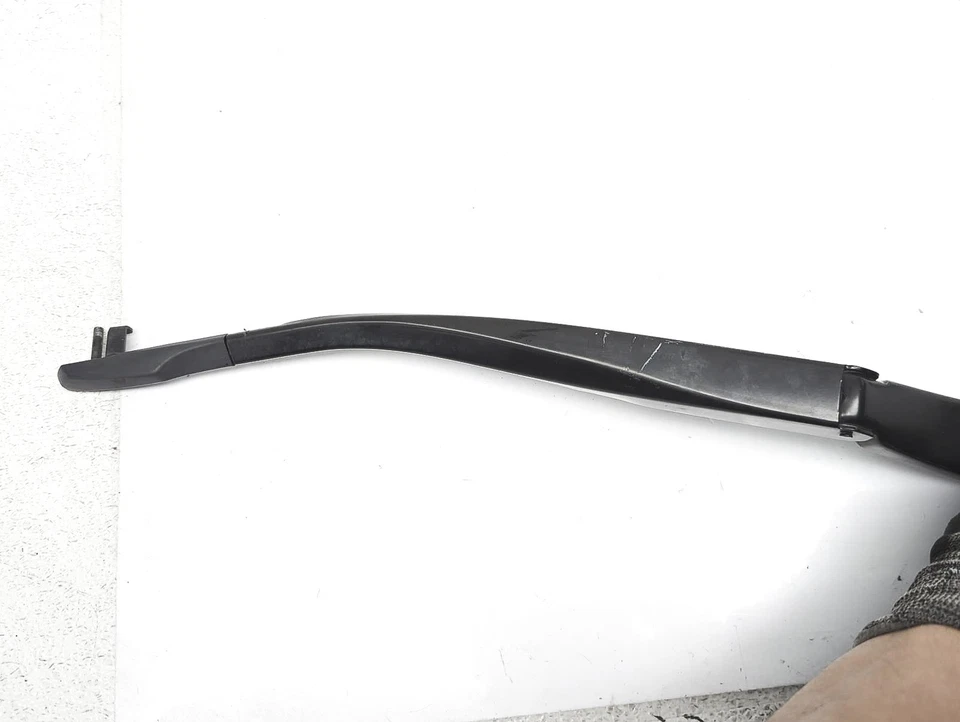 Brazo limpiaparabrisas delantero izquierdo BMW 740I 2011-2015 OEM 61-61-7-182-459 Foto 4 de 4