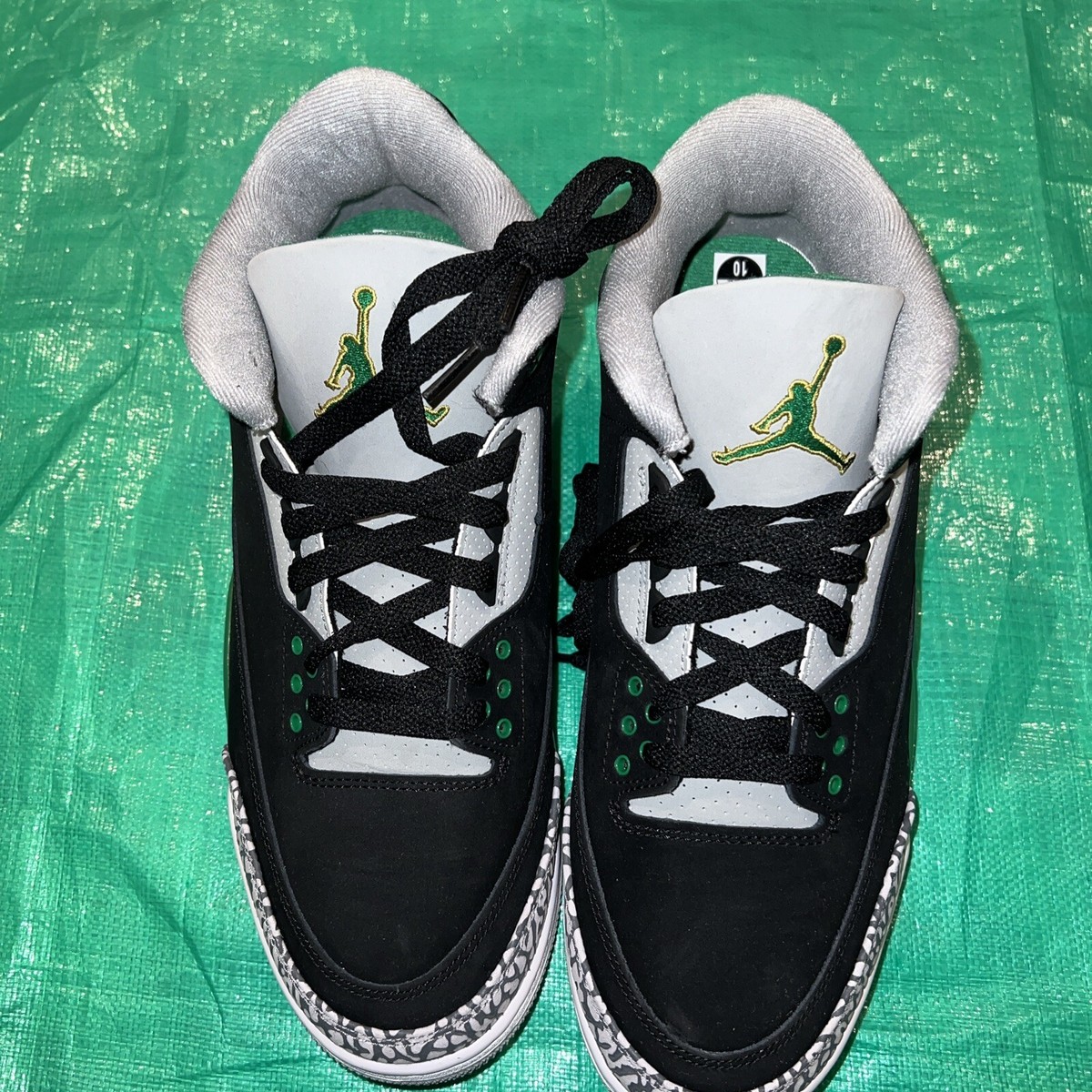 Size 10 - Jordan 3 Retro Mid Pine Green CT8532-030 (B-Grade) No