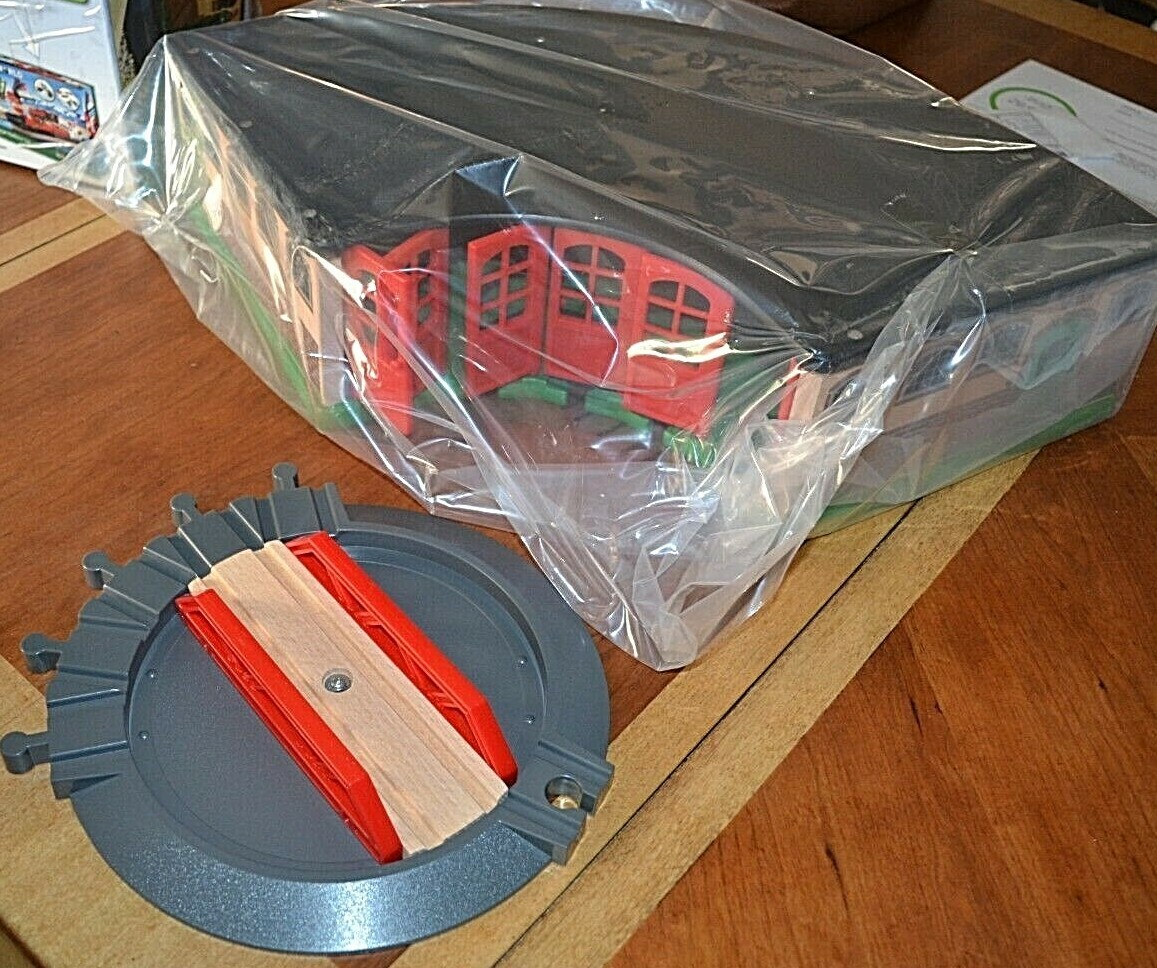 brio 33736 grand roundhouse