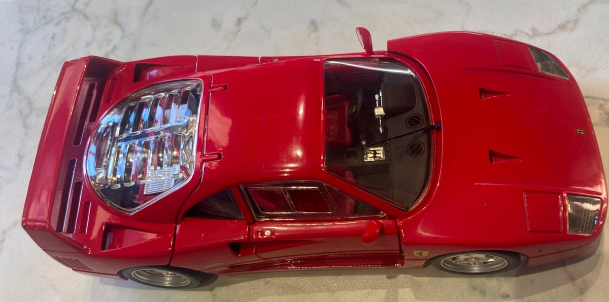 レア！　1/18 ミニカー　フェラーリ　F40 ピニンファリーナ　ホットウィール レア！ 1/18 ミニカー フェラーリ F40 ピニンファリーナ ホット