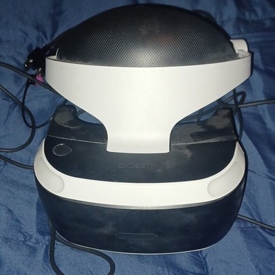 Sony PlayStation VR PSVR Headset Bundle w/ PS Camera & 2 Move Controllers