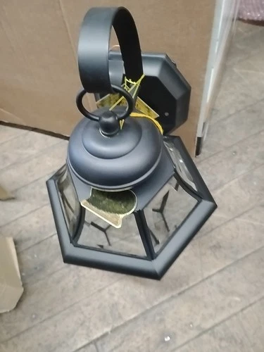 Quoizel NY8316K Newbury Light Outdoor Wall Lantern, Mystic Black. New - Picture 6 of 6