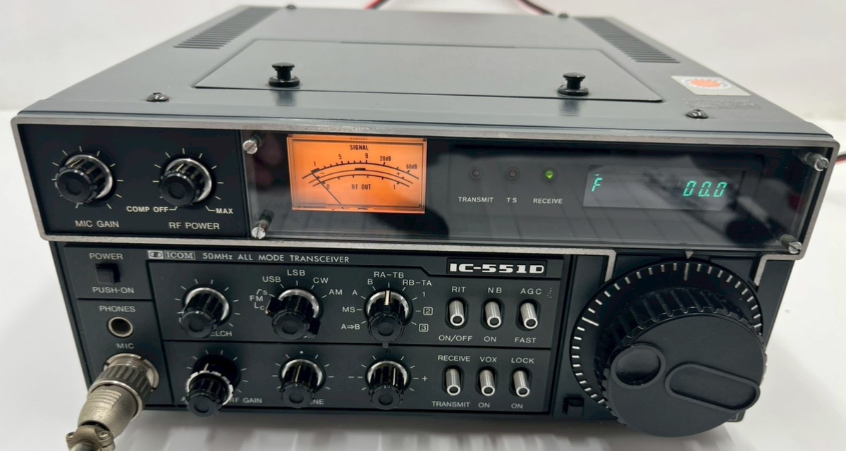 ICOM IC-551D SSB CW AM All modeトランシーバー ICOM IC-551D SSB CW AM All modeトランシーバー 【公式通販】 ラジオ・コンポ