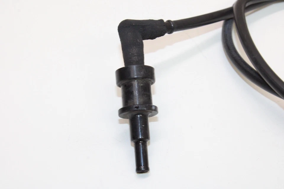 2006 HARLEY-DAVIDSON DYNA WIDE GLIDE EFI FXDWGI OEM AIR VALVE HOSE - Image 4 of 4