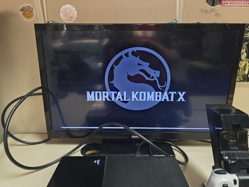 Sony PlayStation 4 PS4 500GB Console CUH-1115A W/ Controllers & MORTAL KOMBAT XL - Picture 3 of 19