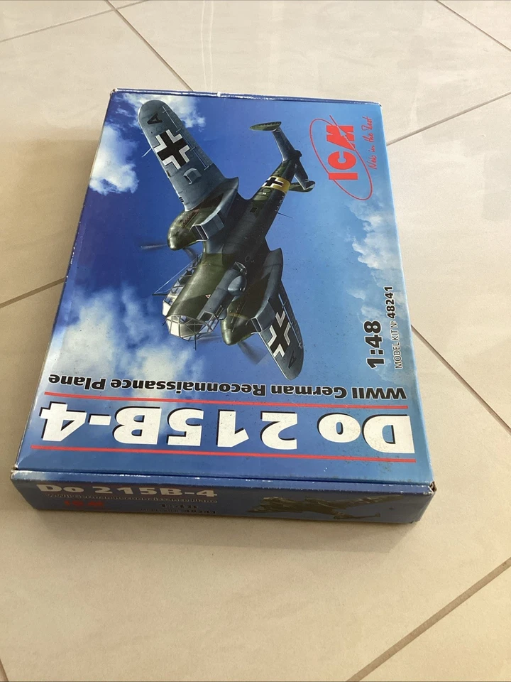 ICM 48241- Do 215B-4 -WWII German Reconnaissance Plane  -1:48 - Immagine 2 di 4