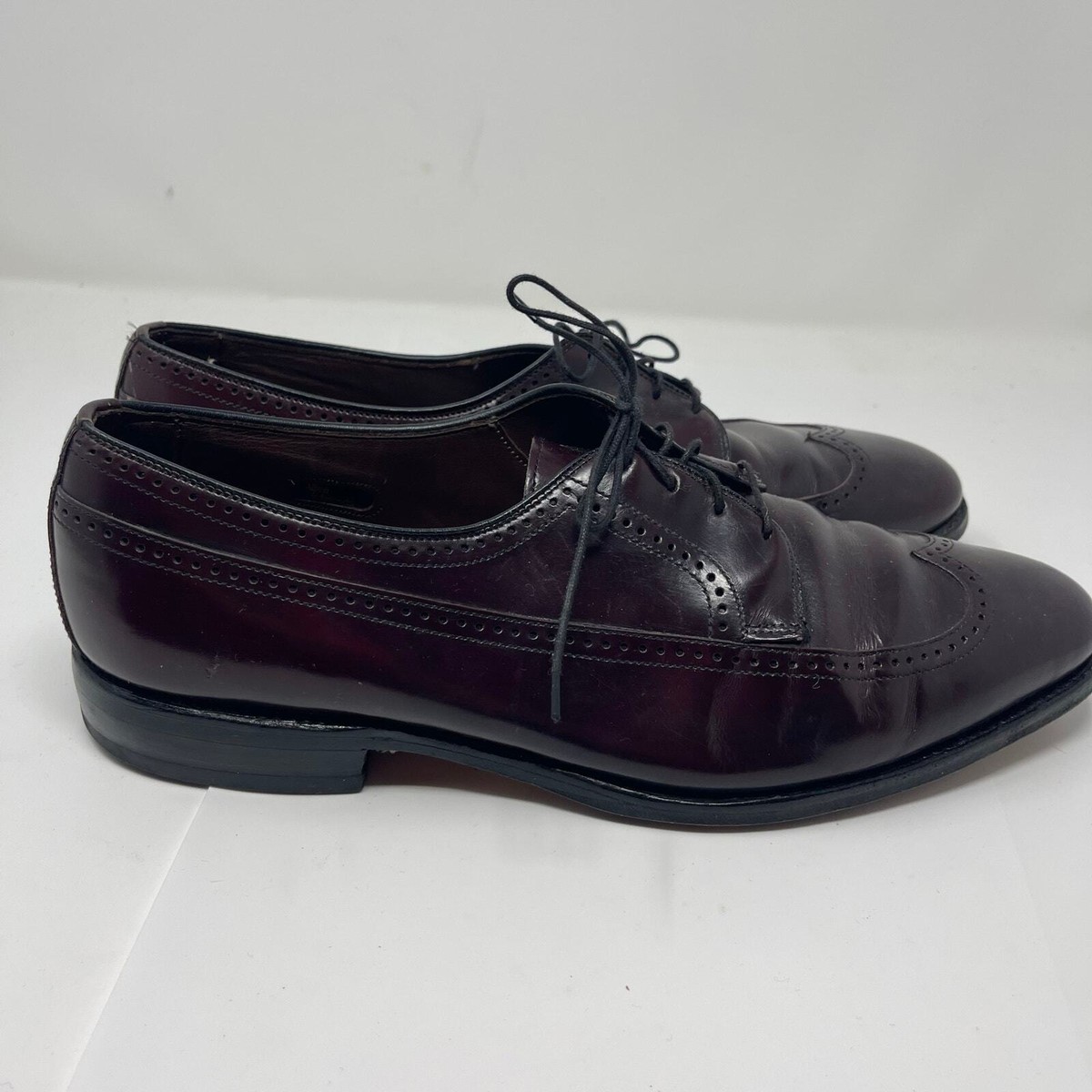 Allen Edmonds Richmond Mens Size 11 Oxford Wingtip Burgundy Leather Shoes Allen Edmonds Richmond Mens Size 11 Oxford Wingtip Burgundy  main image 4