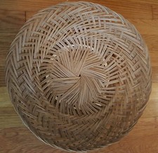 Old Woven Wicker Grand-in-Size BASKET 16" Round 5" Deep Center Piece Natural