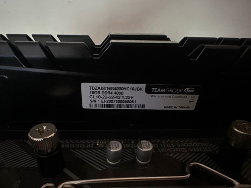 Gigabyte Z590 UD AC Mobo with Intel i9 3.7GHz and 32GB DDR4 Ram! - Afbeelding 7 van 7
