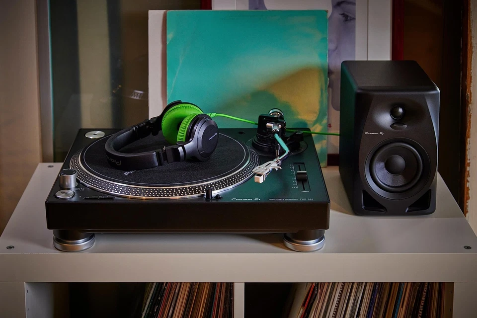 Pioneer DJ 4 inch 2way active monitor speaker DM-40D (Black) - Image 2 of 2