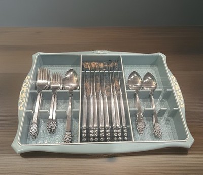 Vintage ONEIDA Oneidacraft Deluxe Nordic Crown 8 Pc Set + 2 XL spoons 42 Piece T