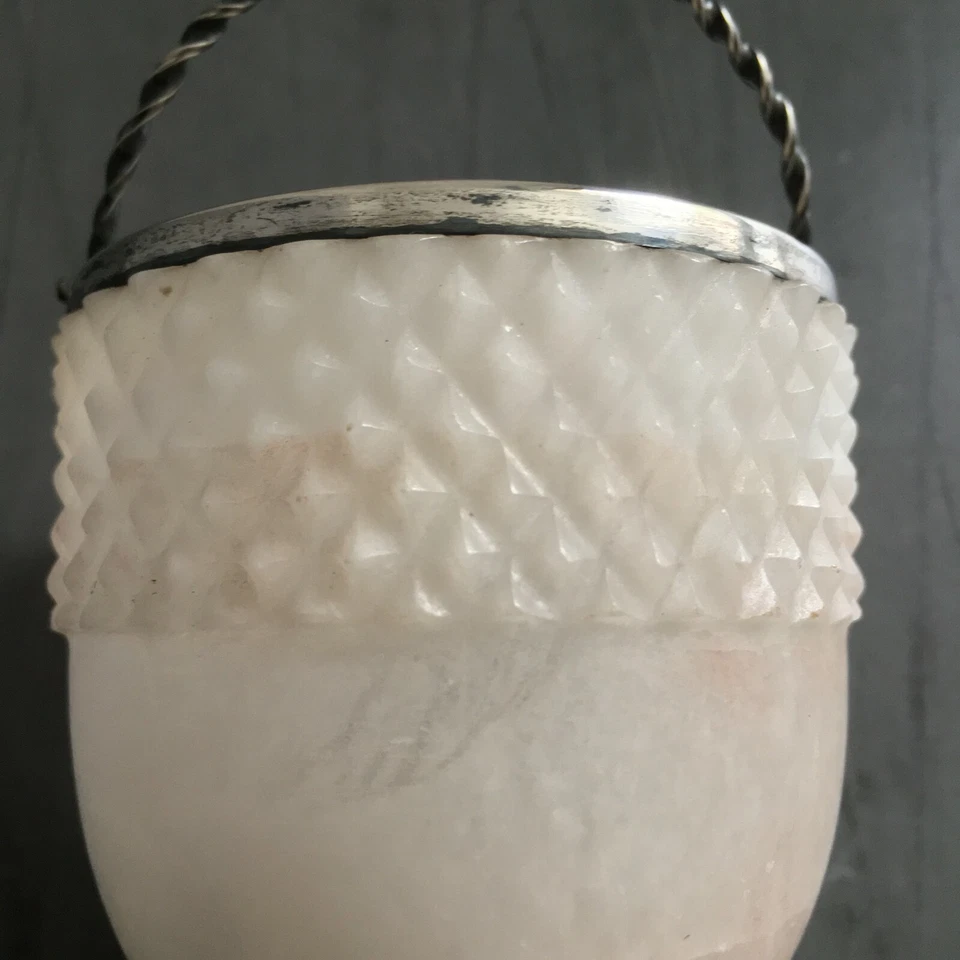 Georgian Swing Handle Alabaster Sugar Basket, Sterling Silver, Dated 1805 - Image 4 of 4