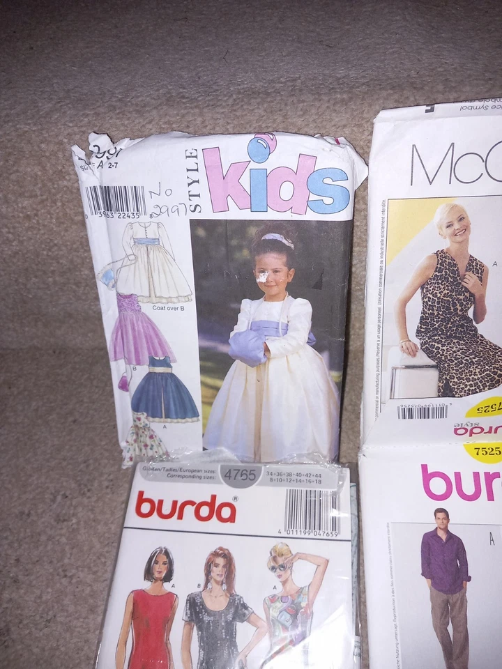 Various sewing patterns: Vogue, Vogue Easy, Threadcount, Burda, See and Sew ... - Image 2 of 4