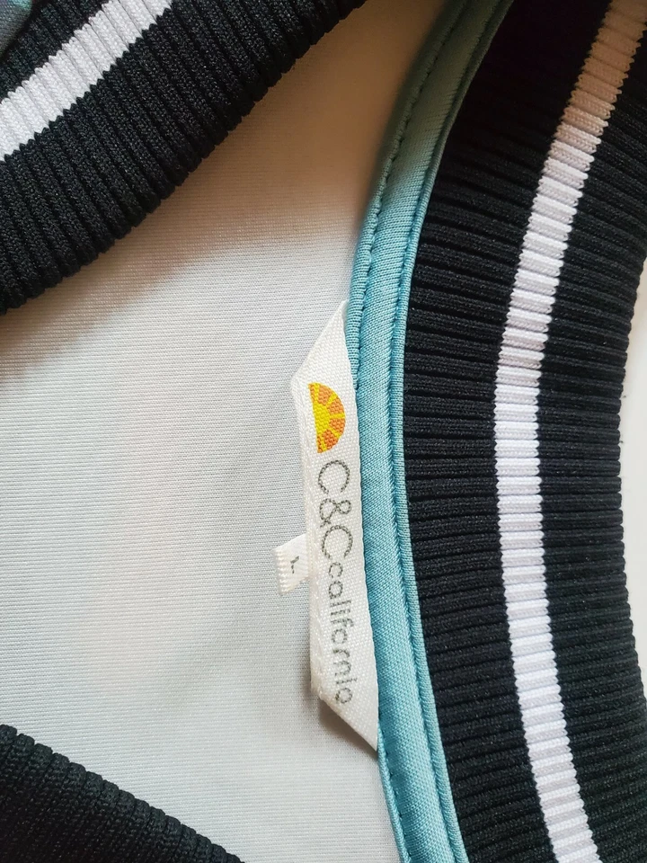 C&C CALIFORNIA Women's Camouflage Scuba Bomber Camo Full Zip Jacket Size L NEW - Image 4 of 4