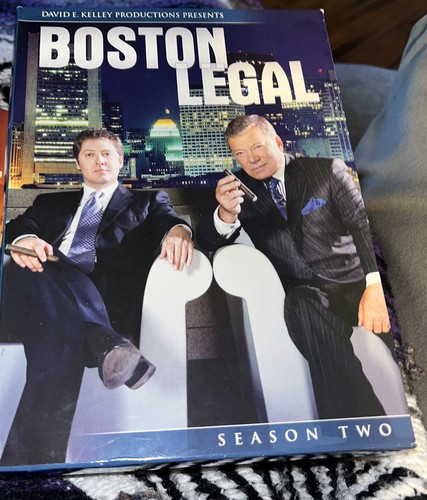 Boston Legal Seasons 1,2,3 - Picture 3 of 4