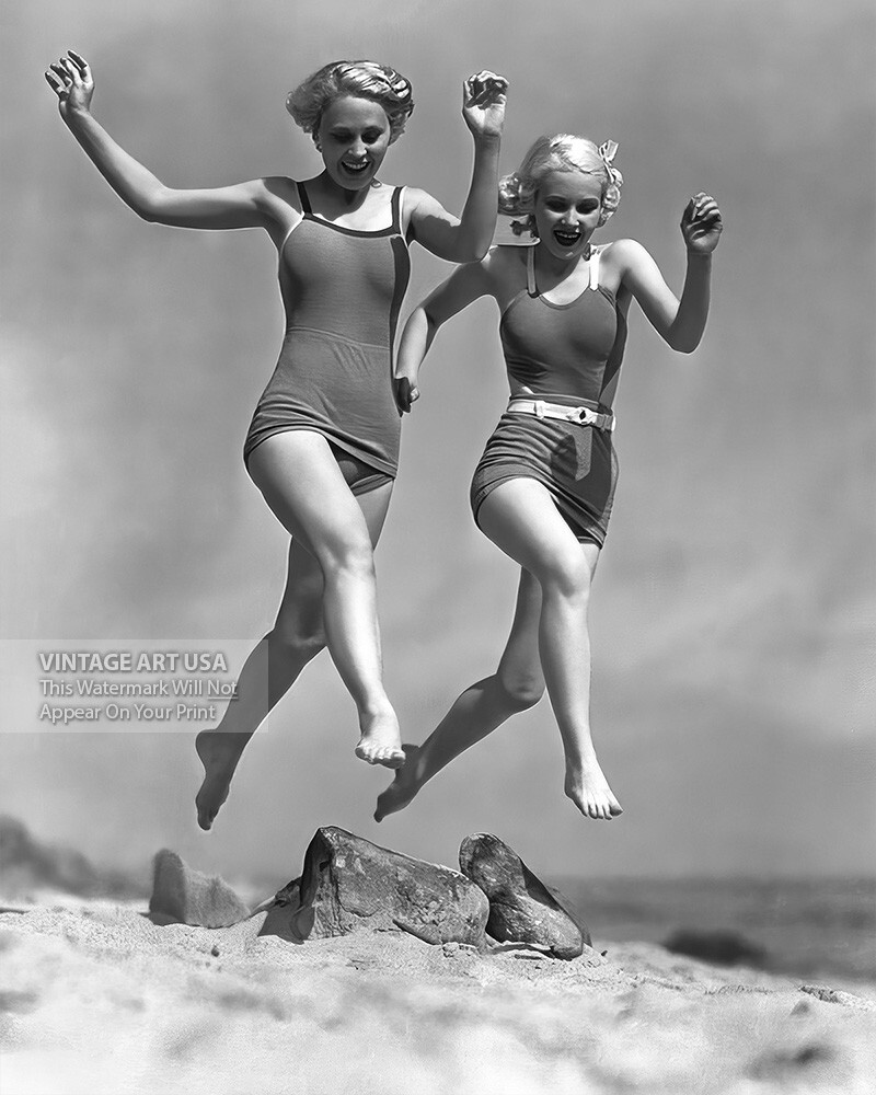 1930s Actresses Running on the Beach 8x10 Publicity Photo Vintage