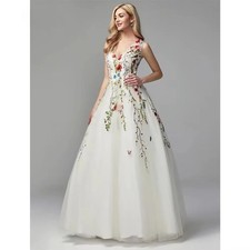 Luxurious Wedding Dresses with Straps A-line Tulle Flowers V-neck Sleeveless