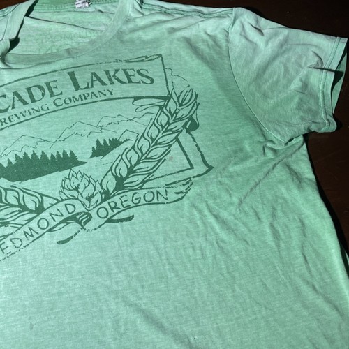 Cascade Lakes Brewing Company, Oregon, Size XL Green T-shirt - Picture 3 of 8