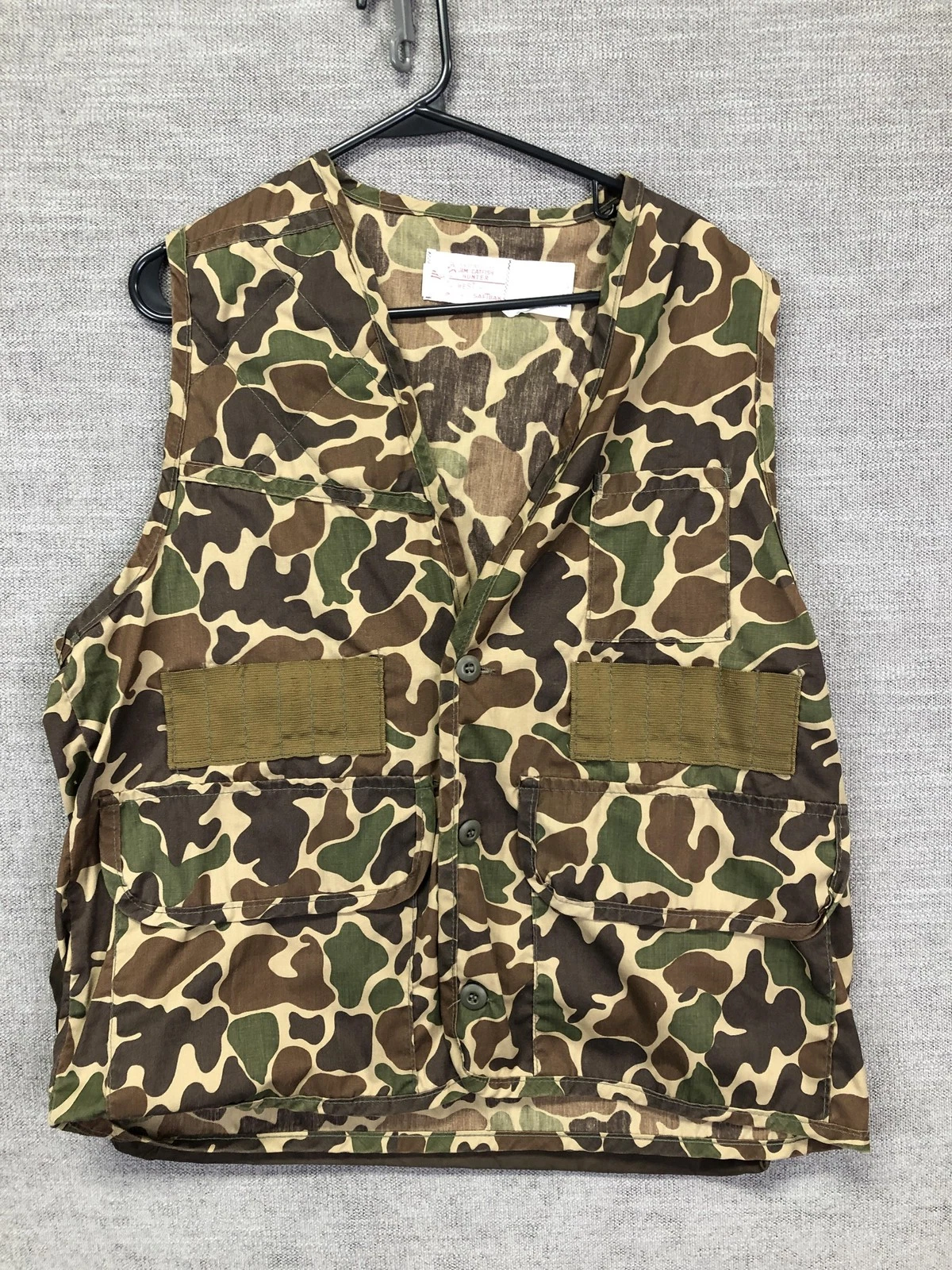 Vintage SafTbak Hunting Vest Mens Large Camo Jim Catfish Hunter USA Fishing 90s