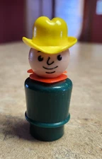 WHOOPS VTG Fisher Price Little People Dk Green Man/Dad Yellow Hat PIE Eyes HTF