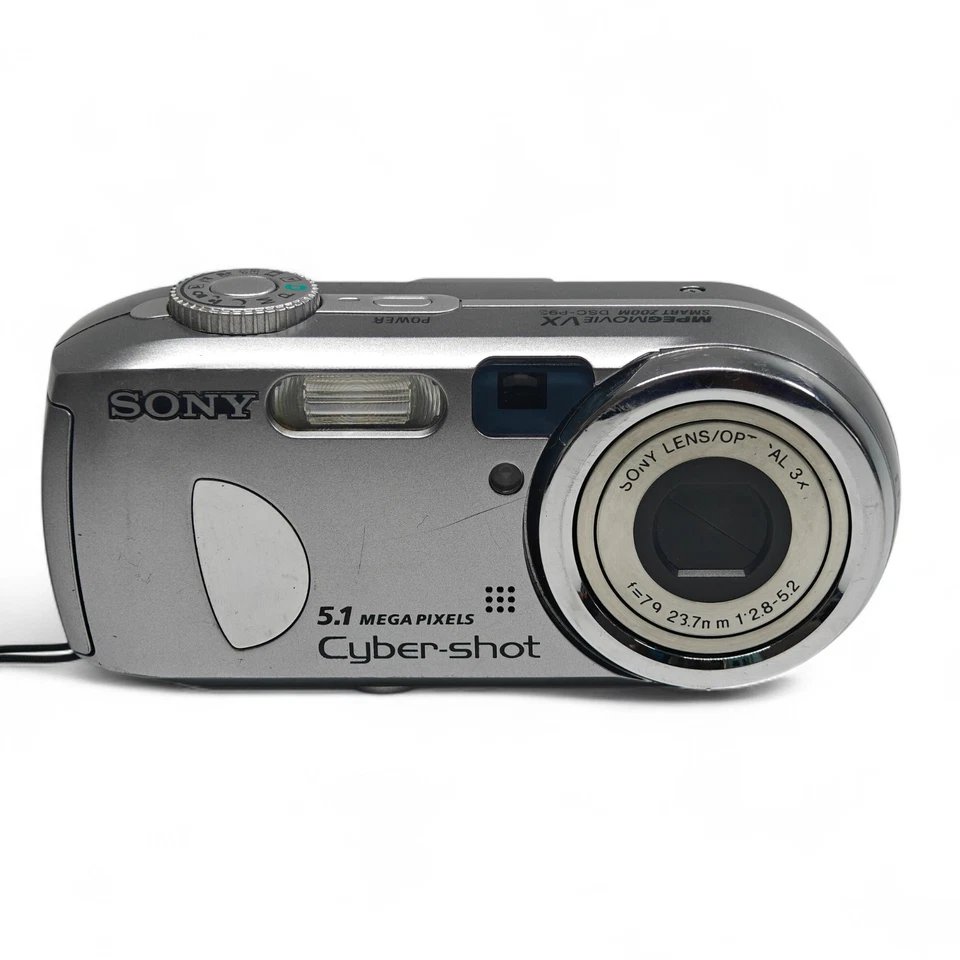 Sony Cyber-shot DSC-P93 5.1MP Digital Camera Retro Y2K Digicam + Case - Image 2 of 4